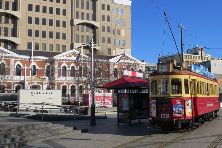 City Highlights by Tesla - 3hrs - Photo 1 of 9